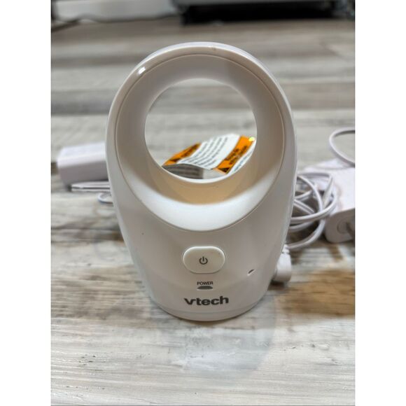 VTech Enhanced Range Digital Audio Baby Monitor - Picture 3 of 5